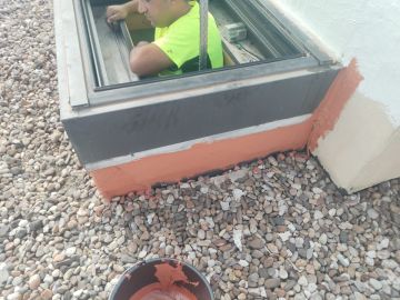 Skylight Installer