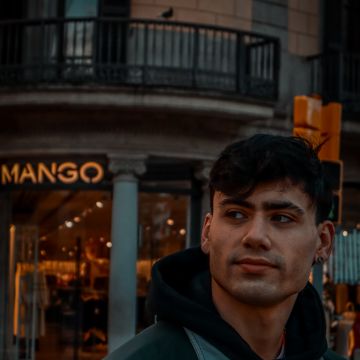 ICONIC MA - Barcelona - Family Portrait Photography