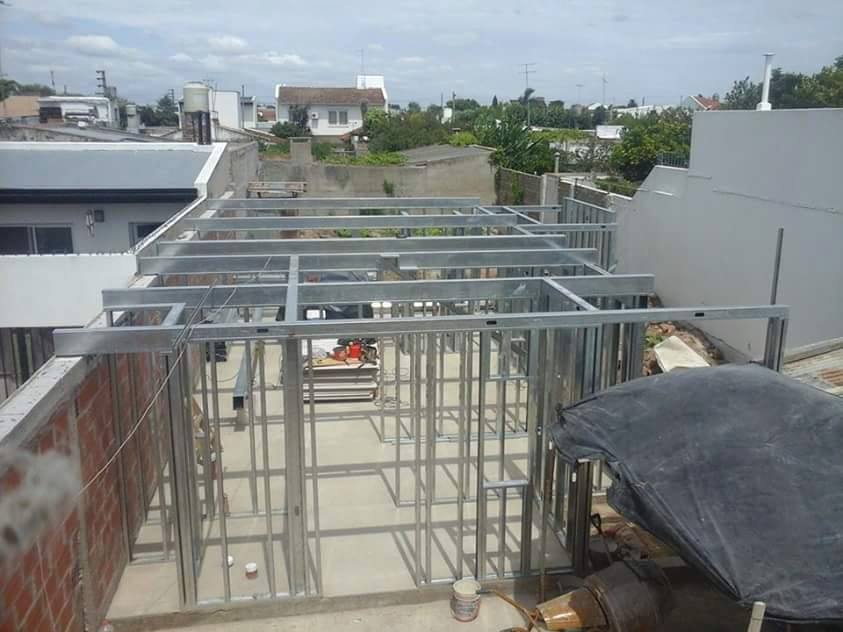 NEW YORK BUILDER STEEL FRAME, S.L - Huelva - Remodelación de tienda
