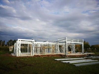 NEW YORK BUILDER STEEL FRAME, S.L - Huelva - Adiciones y remodelaciones