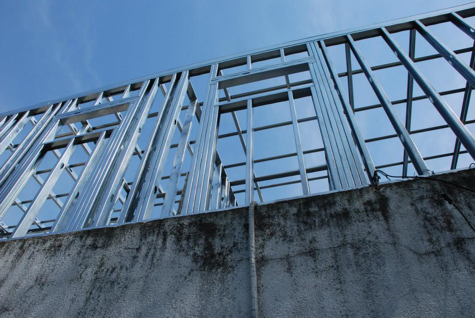 NEW YORK BUILDER STEEL FRAME, S.L - Huelva - Revestimientos de madera