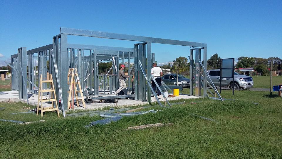 NEW YORK BUILDER STEEL FRAME, S.L - Huelva - Reparación de portadas