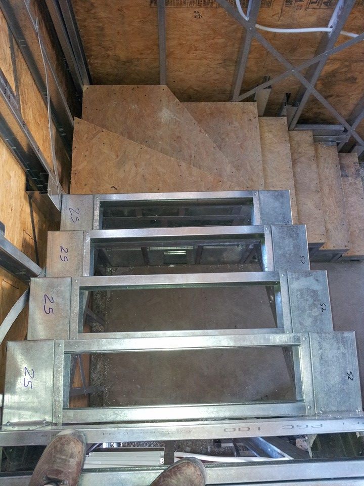 NEW YORK BUILDER STEEL FRAME, S.L - Huelva - Pavimentar