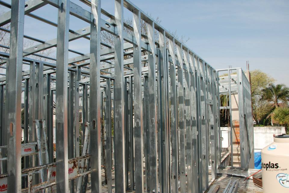 NEW YORK BUILDER STEEL FRAME, S.L - Huelva - Pintura