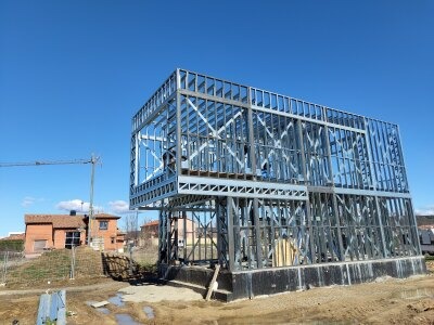 NEW YORK BUILDER STEEL FRAME, S.L - Huelva - Instalación, reparación o eliminación de revestimientos