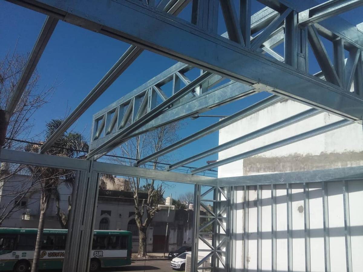 NEW YORK BUILDER STEEL FRAME, S.L - Huelva - Nivelación de hormigón