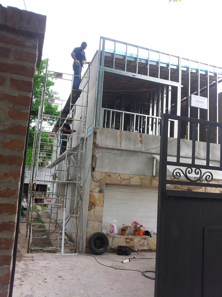NEW YORK BUILDER STEEL FRAME, S.L - Huelva - Reparación o mantenimiento de tejados