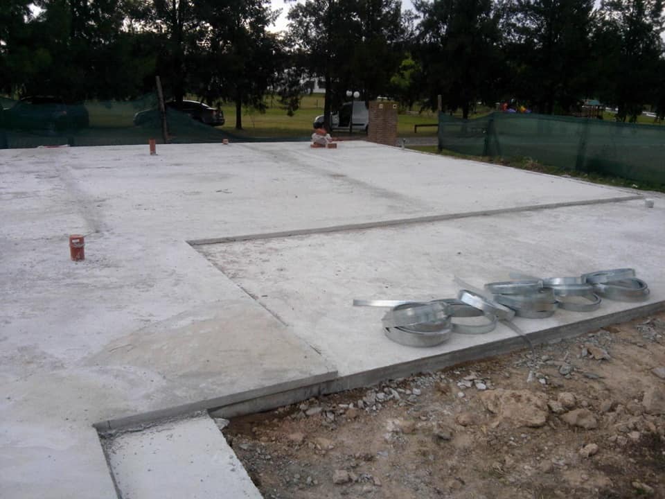 NEW YORK BUILDER STEEL FRAME, S.L - Huelva - Pintar puertas
