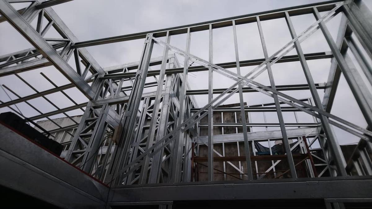NEW YORK BUILDER STEEL FRAME, S.L - Huelva - Instalación de glorietas