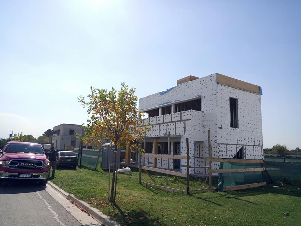 NEW YORK BUILDER STEEL FRAME, S.L - Huelva - Eliminación de basuras