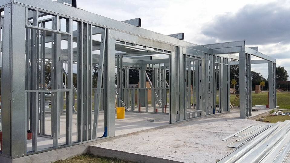 NEW YORK BUILDER STEEL FRAME, S.L - Huelva - Estructuras al aire libre