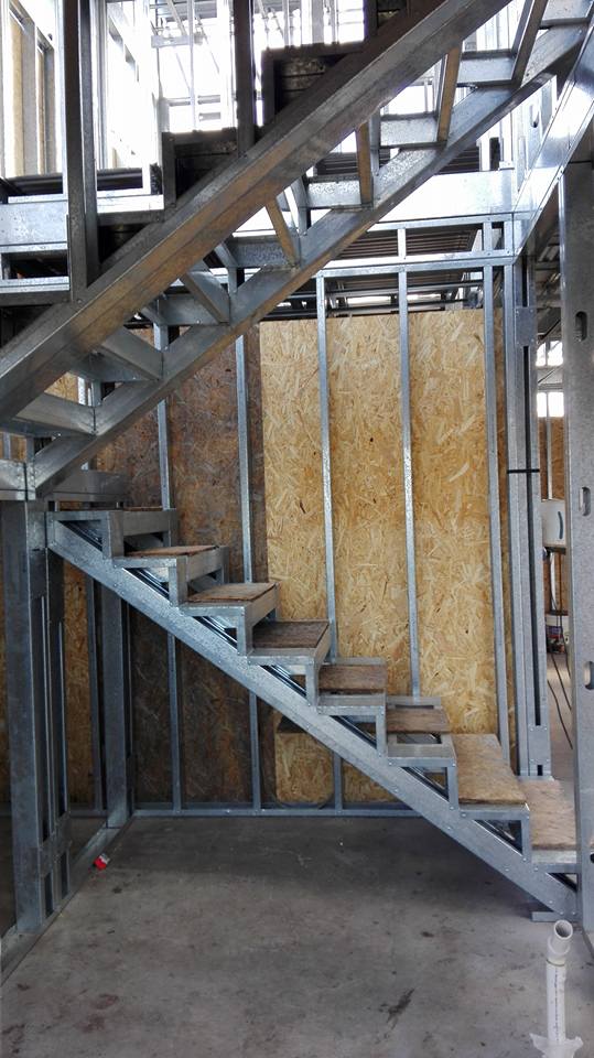 NEW YORK BUILDER STEEL FRAME, S.L - Huelva - Ventanas residenciales tintadas
