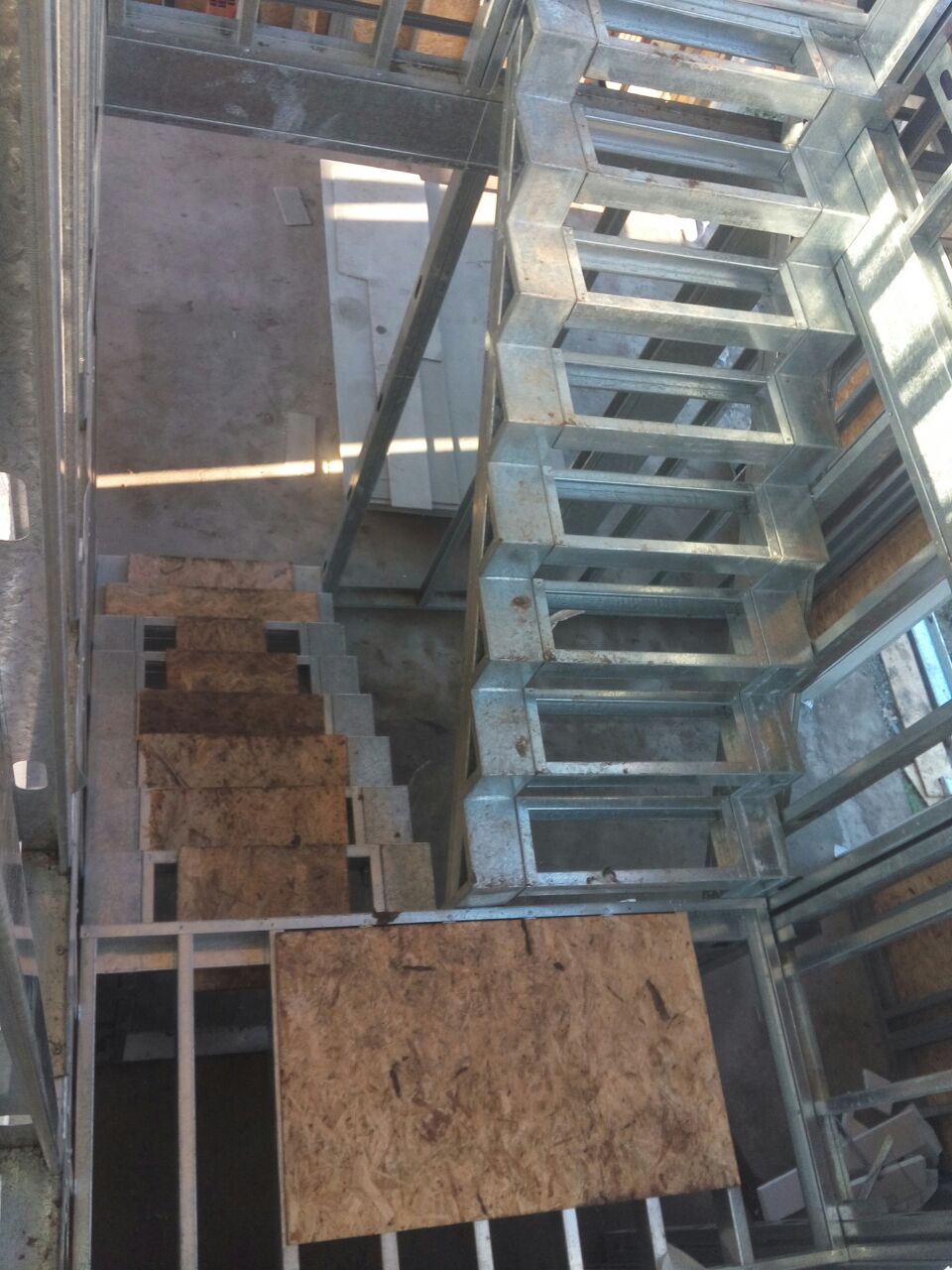 NEW YORK BUILDER STEEL FRAME, S.L - Huelva - Servicios de construcción de albañilería