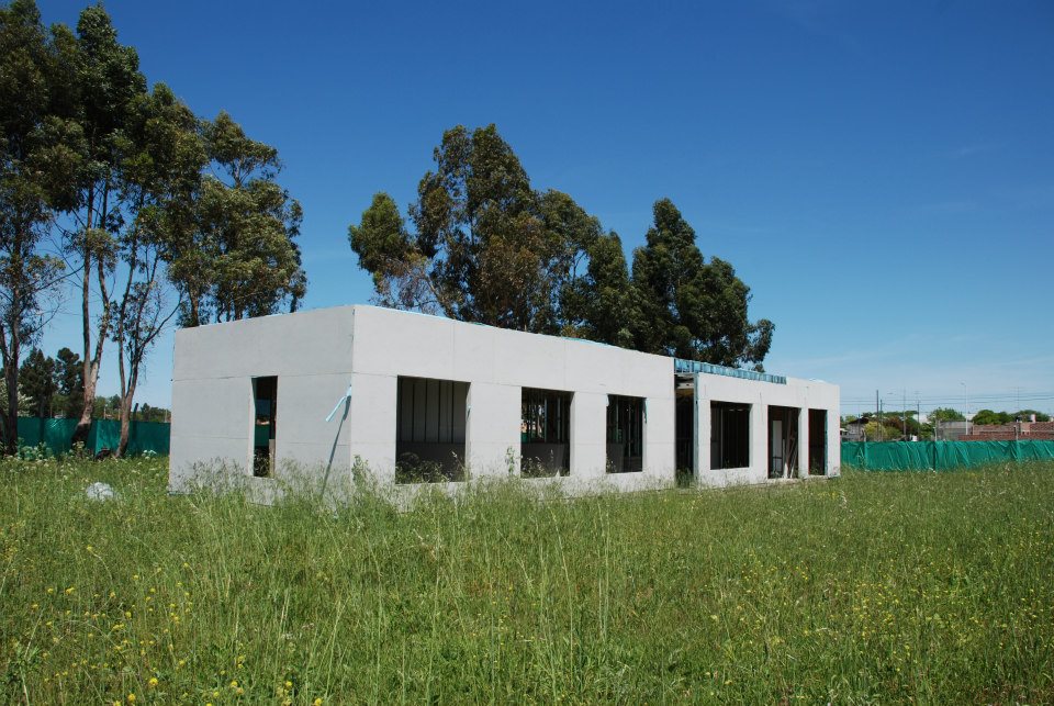 NEW YORK BUILDER STEEL FRAME, S.L - Huelva - Instalación de suelos de baldosas o piedras