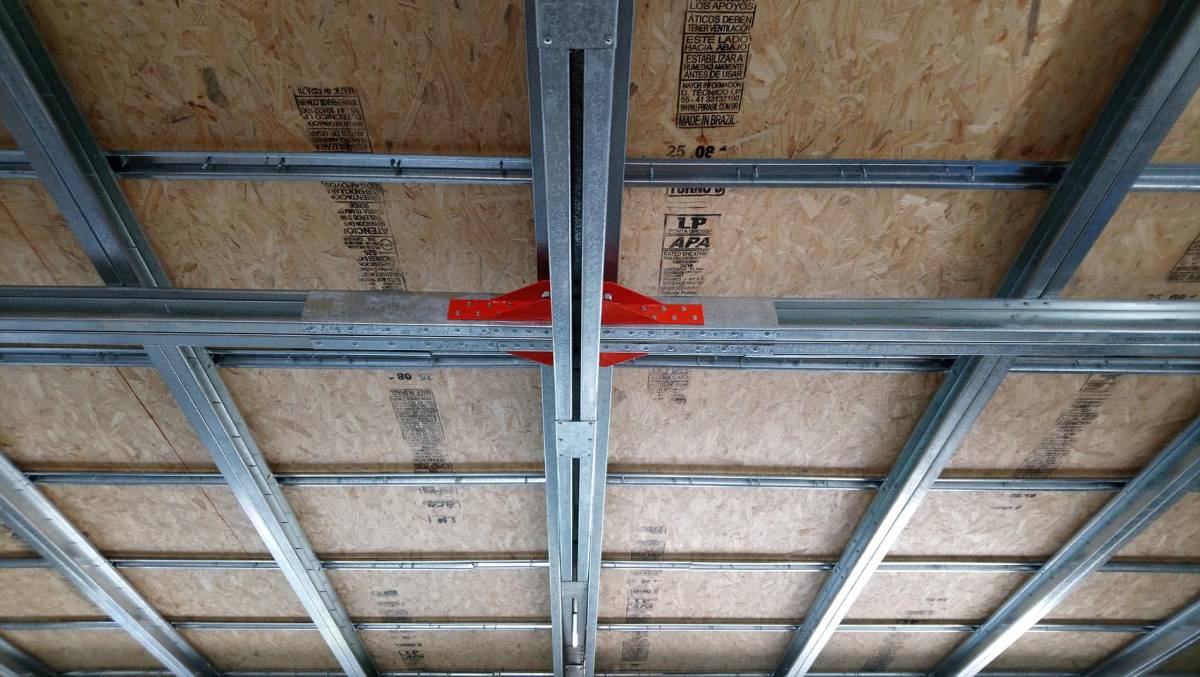 NEW YORK BUILDER STEEL FRAME, S.L - Huelva - Instalación de vallas