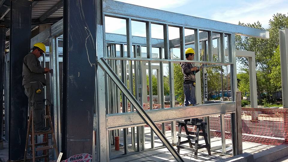 NEW YORK BUILDER STEEL FRAME, S.L - Huelva - Instalación o reemplazo de fontanería exterior