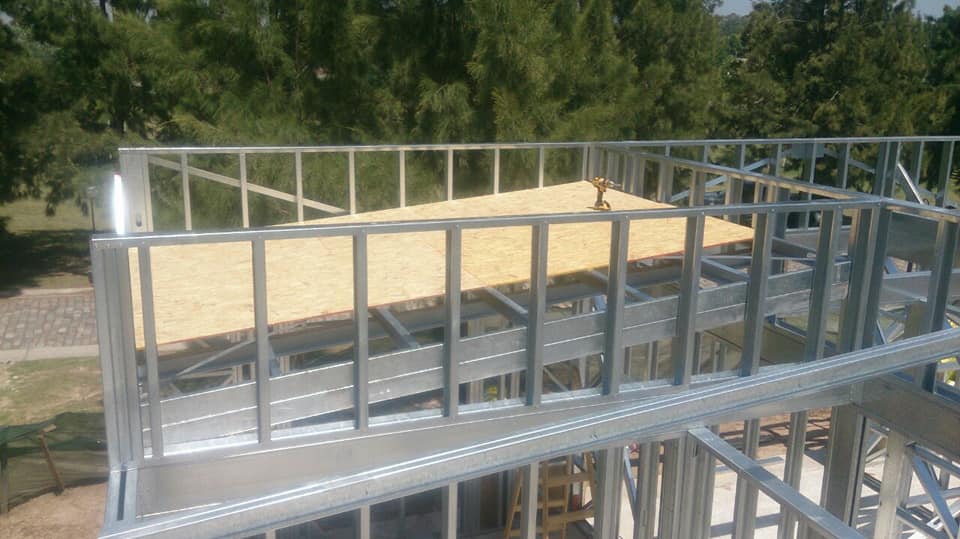 NEW YORK BUILDER STEEL FRAME, S.L - Huelva - Revestimientos de madera