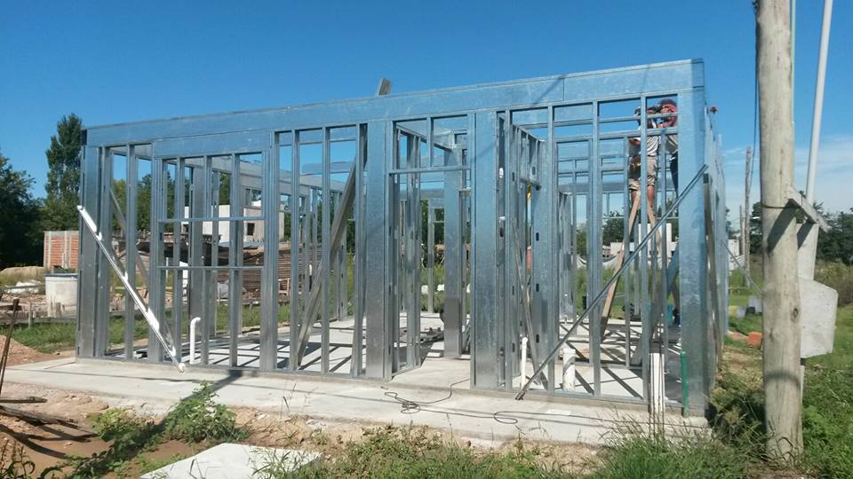 NEW YORK BUILDER STEEL FRAME, S.L - Huelva - Reparación de grifos y fregaderos