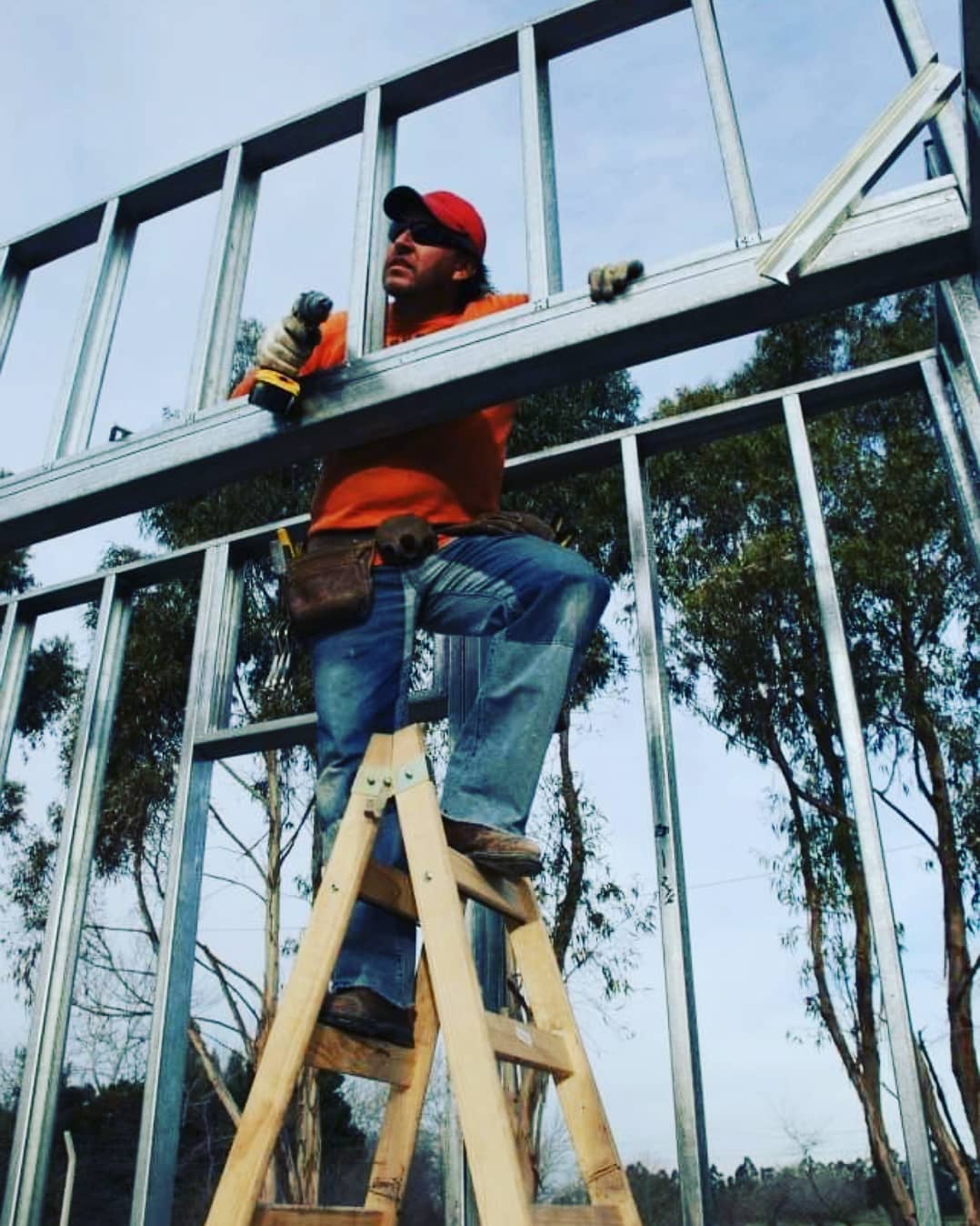 NEW YORK BUILDER STEEL FRAME, S.L - Huelva - Instalación de suelos de hormigón