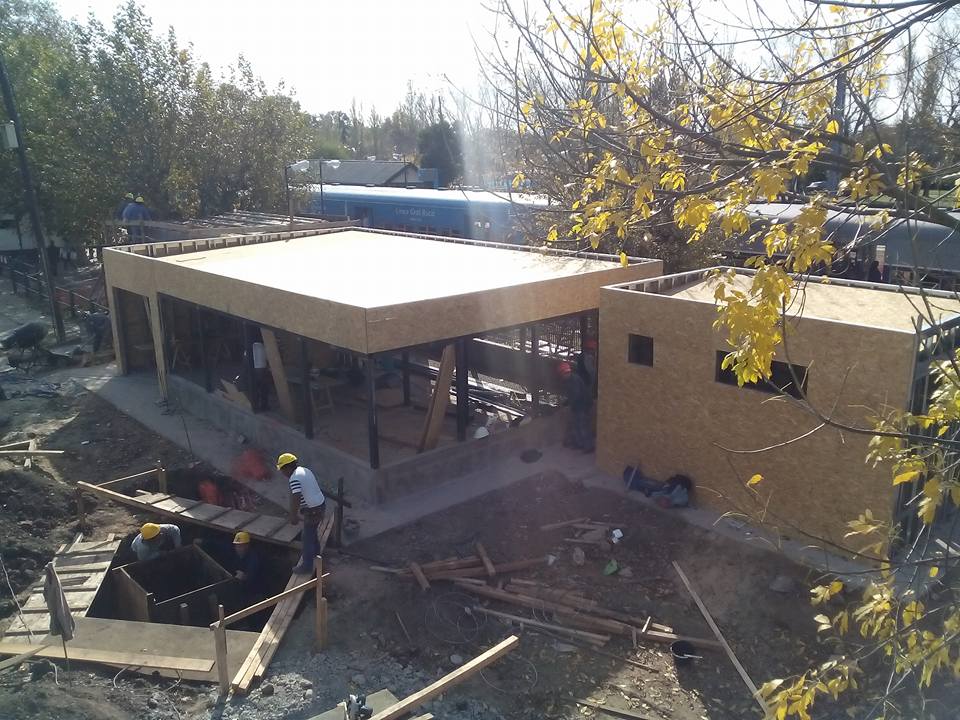 NEW YORK BUILDER STEEL FRAME, S.L - Huelva - Instalación de vallas