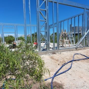 NEW YORK BUILDER STEEL FRAME, S.L - Huelva - Aplicación de estuco