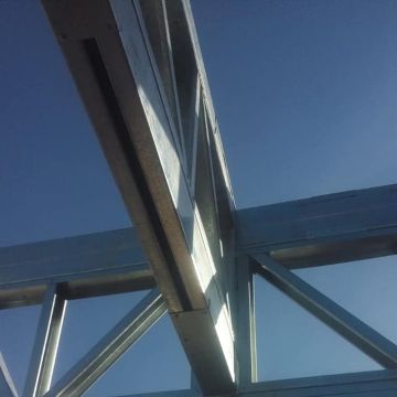 NEW YORK BUILDER STEEL FRAME, S.L - Huelva - Instalación de suelos de madera