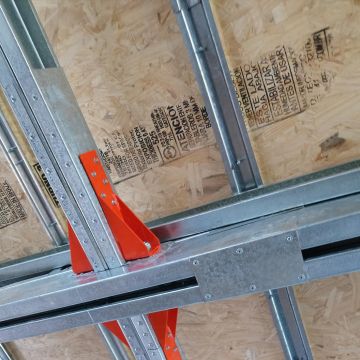 NEW YORK BUILDER STEEL FRAME, S.L - Huelva - Reparación y texturización de placas de pladur