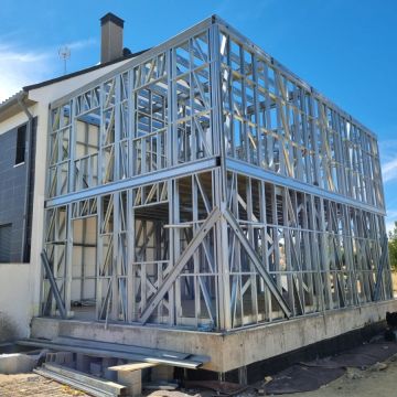NEW YORK BUILDER STEEL FRAME, S.L - Huelva - Instalación de alfombras