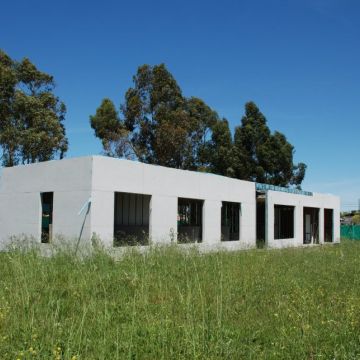NEW YORK BUILDER STEEL FRAME, S.L - Huelva - Instalación de suelos de baldosas o piedras
