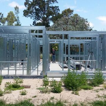 NEW YORK BUILDER STEEL FRAME, S.L - Huelva - Estructuras al aire libre