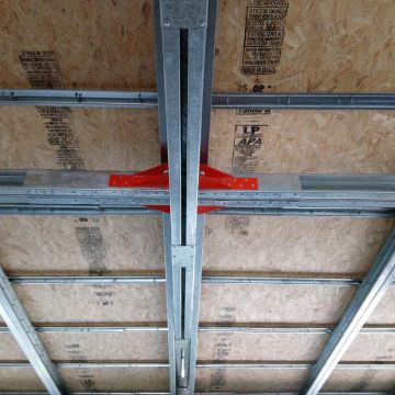 NEW YORK BUILDER STEEL FRAME, S.L - Huelva - Instalación de vallas