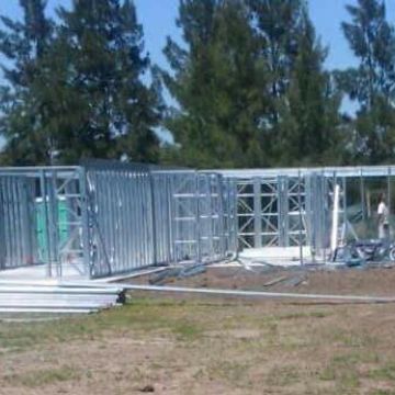 NEW YORK BUILDER STEEL FRAME, S.L - Huelva - Instalación de deck