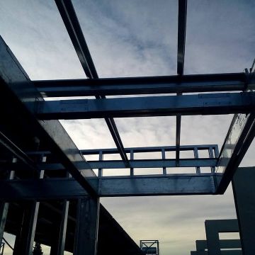 NEW YORK BUILDER STEEL FRAME, S.L - Huelva - Pintar puertas