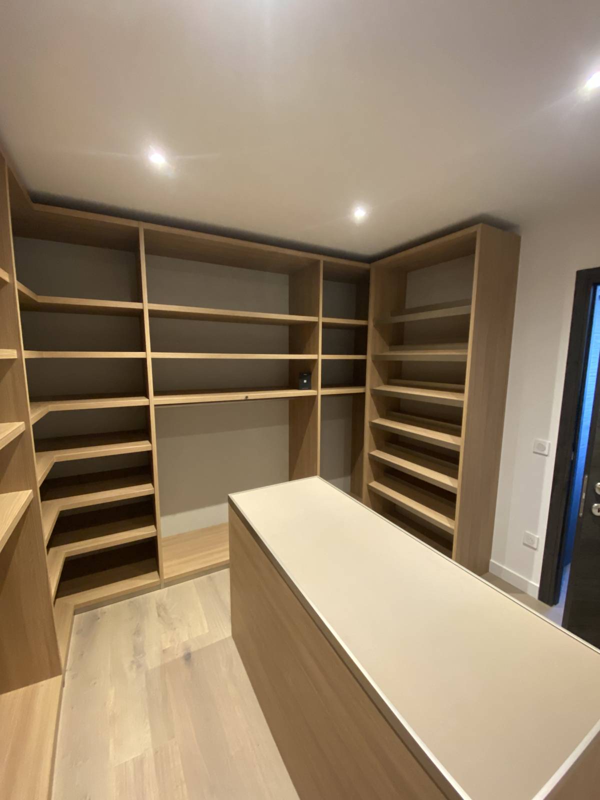 Gosselain artisan - Melilla - Montagem de Mesa de Bilhar