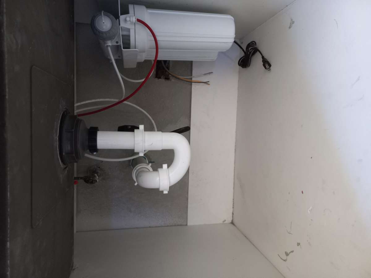 Isidro medina servicio - - Plumbing Pipe Installation