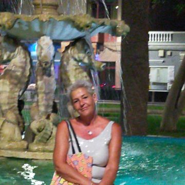 Dolores - Santa Lucía de Tirajana - Babysitting