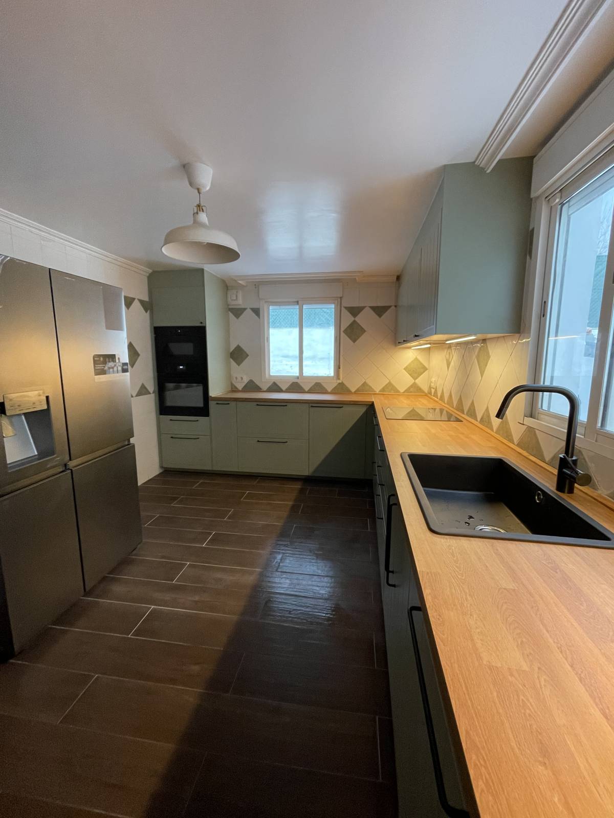 ATEL - Valencia - Montaje e instalación de puertas de seguridad para bebés