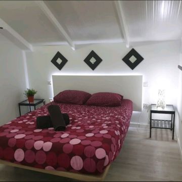 AROM12 - Madrid - Window Blinds Cleaning