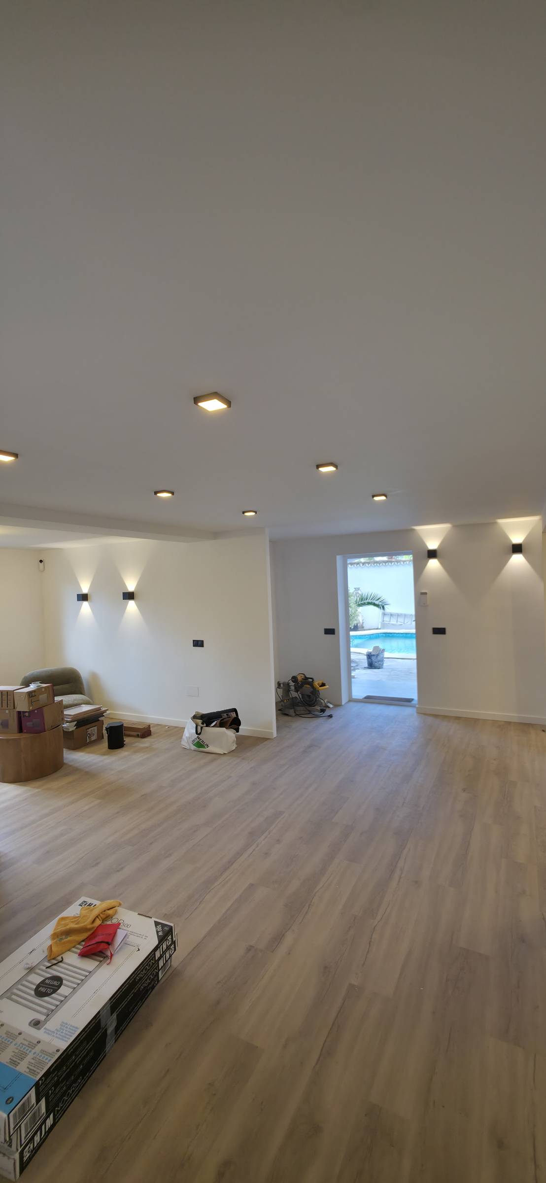 Week 24/7 - Fuengirola - Montagem de TV