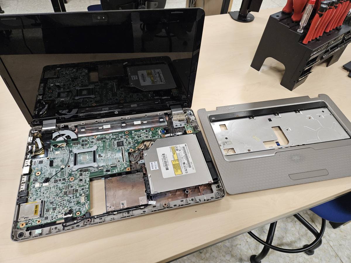 Alexandre Balboa Vidal - Vigo - Reparación de teléfonos o tabletas