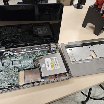 Alexandre Balboa Vidal - Vigo - Reparación de teléfonos o tabletas