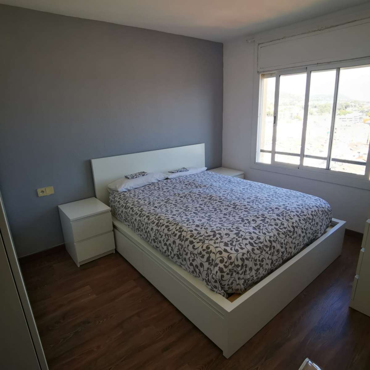 Jose Manuel herrera galvis - L'Hospitalet de Llobregat - Montaje de marcos de camas