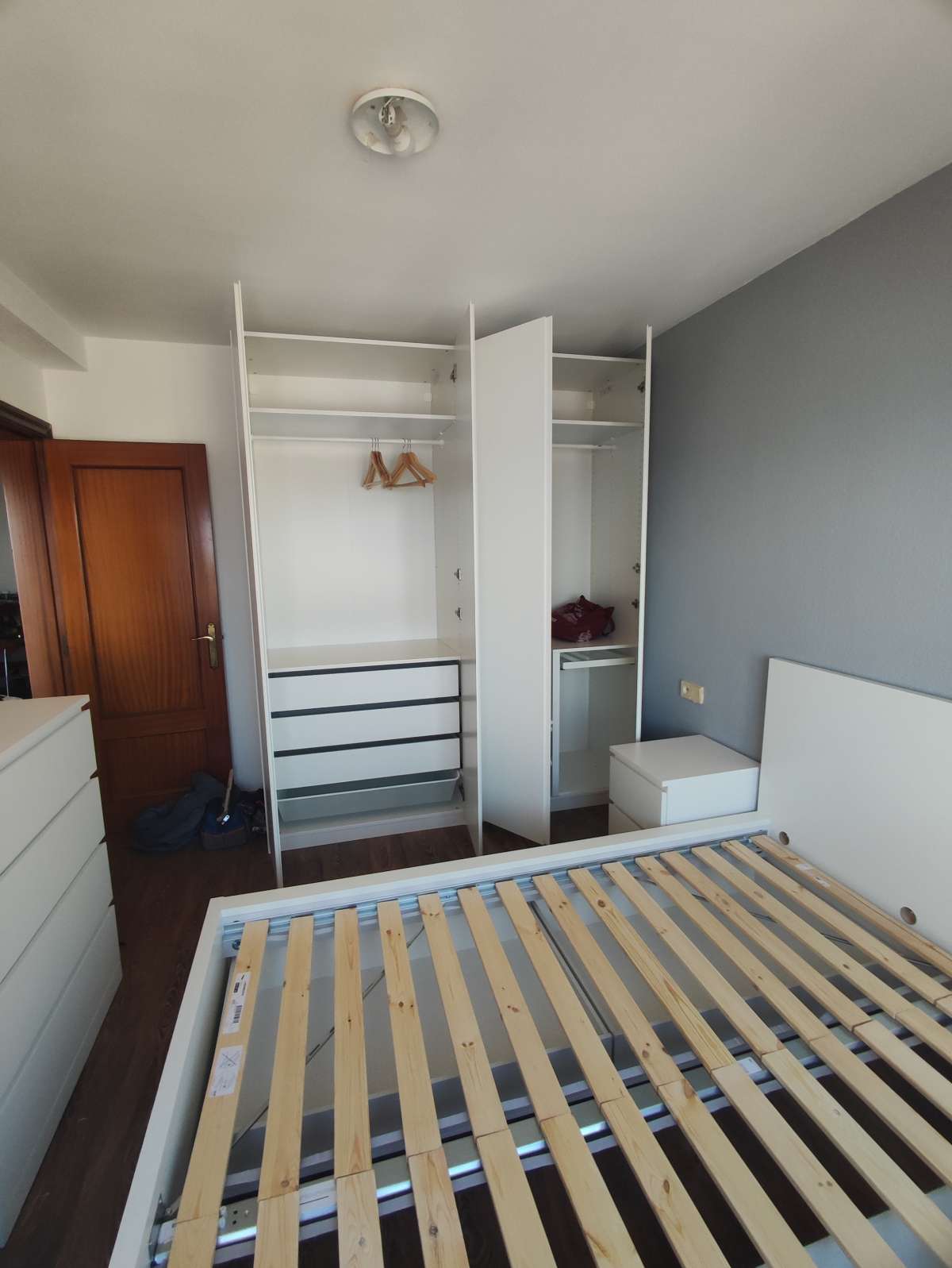 Jose Manuel herrera galvis - L'Hospitalet de Llobregat - Bricolaje y Muebles