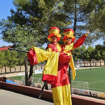 Azancos zancudos - Lucena - Entretenimiento con marionetas