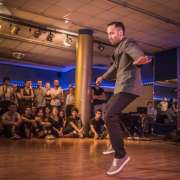 Osvaldo - Barcelona - Clases de danza del vientre