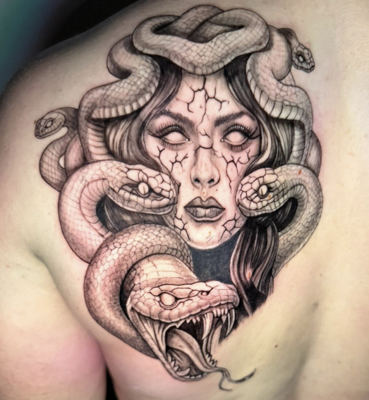 La gata parda tattoo (Móstoles) - Móstoles - Tiendas de piercings