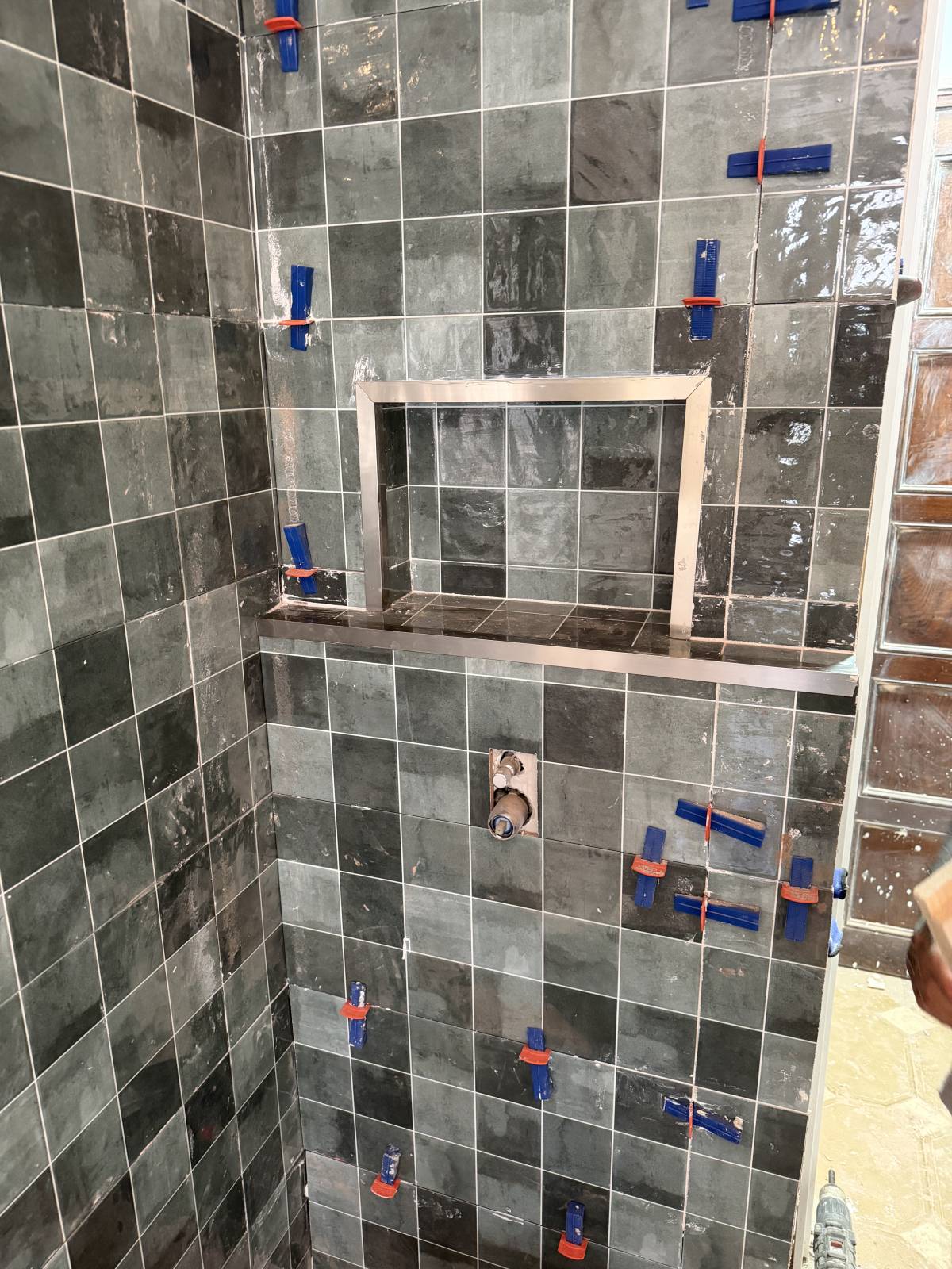 Eloy - Ourense - Stone or Tile Flooring Installation