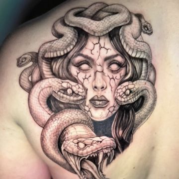 La gata parda tattoo (Móstoles) - Móstoles - Tiendas de piercings