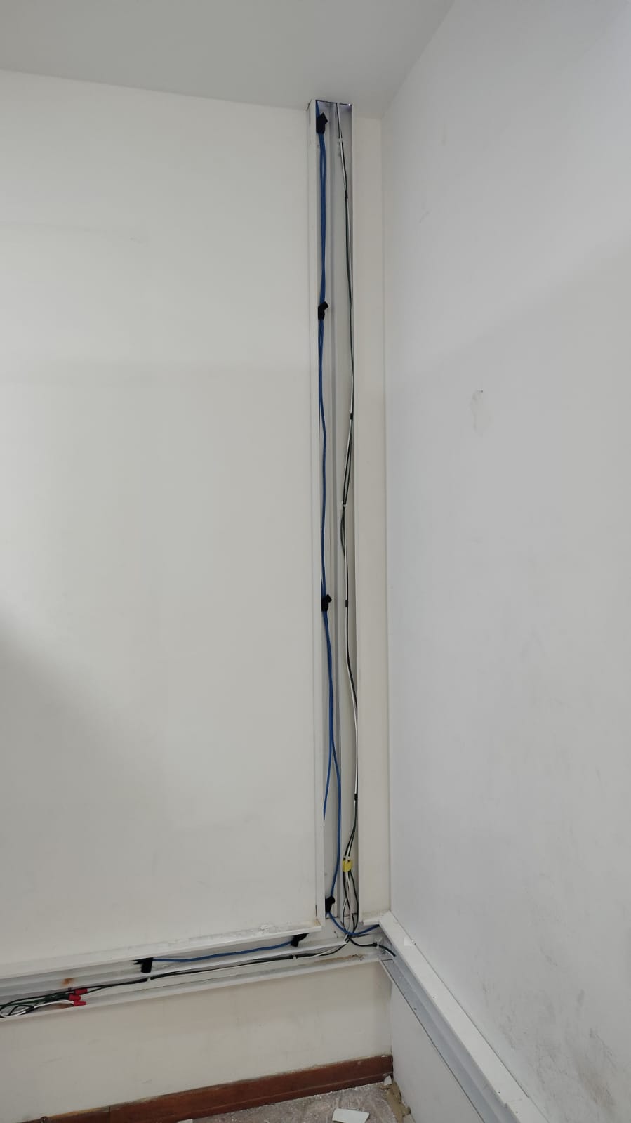 Electricos montoya - Arenas de San Pedro - Instalación de generadores