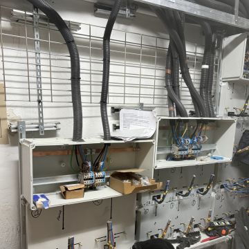 Sergio - Madrid - Fan Installation